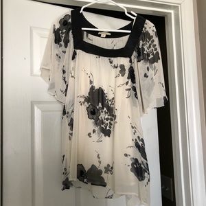 Flowy belted black and cream blouse from Forever 21